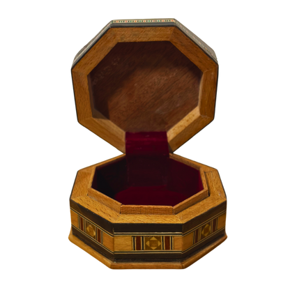 Boîte en Mosaïque Artisanale de Damas – Art Traditionnel & Velours