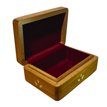 Damasceńska Szkatułka Luksusowa – Masa Perłowa & Aksamit