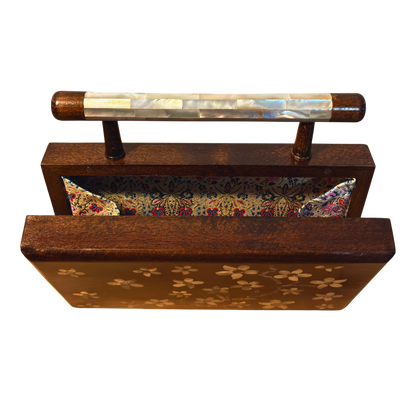 Yasmine – Luxuriöse Damaszener Clutch mit Perlmutt & Brokatfutter