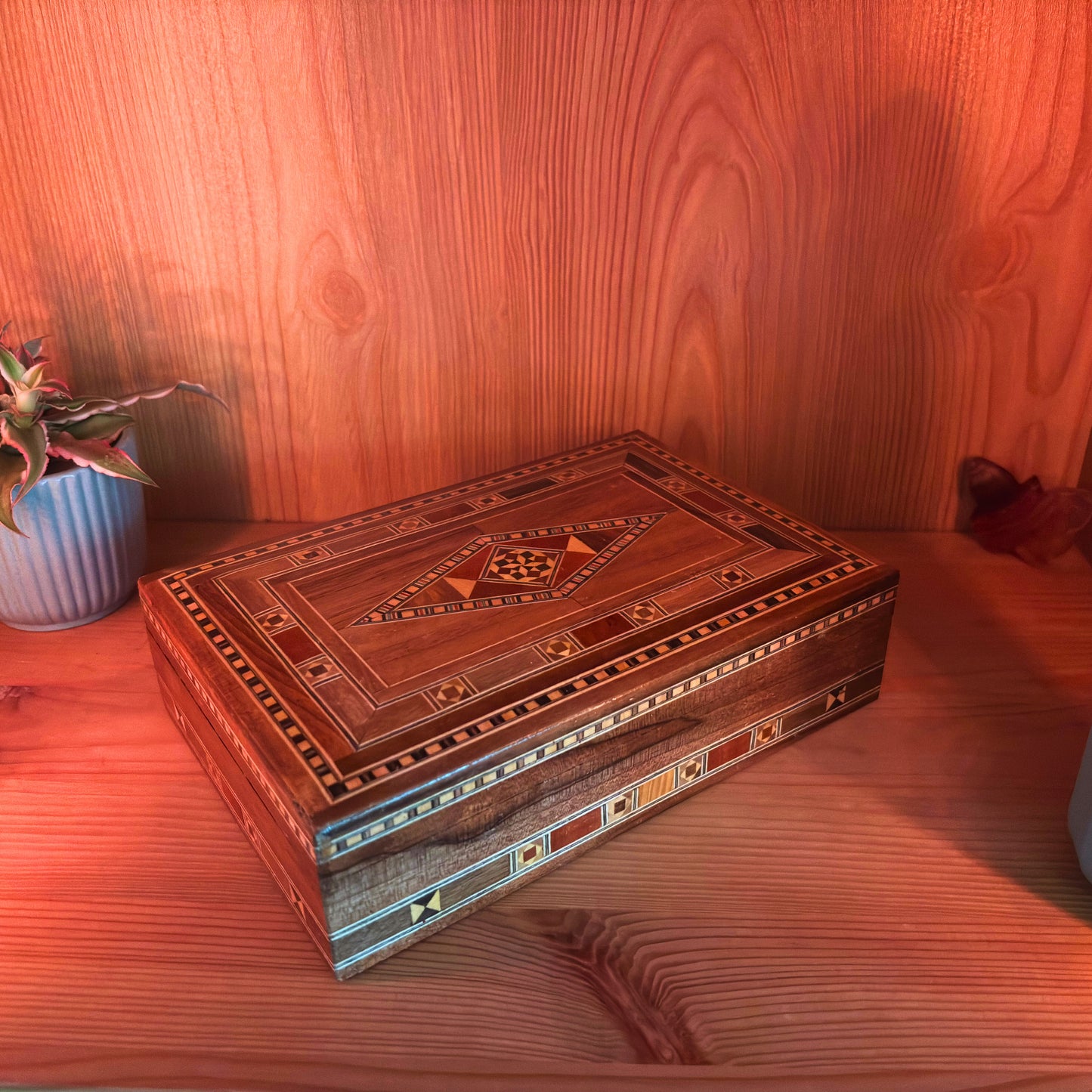 Damaszener Holz-Schmuckdose – Handgefertigte Orientalische Kunst