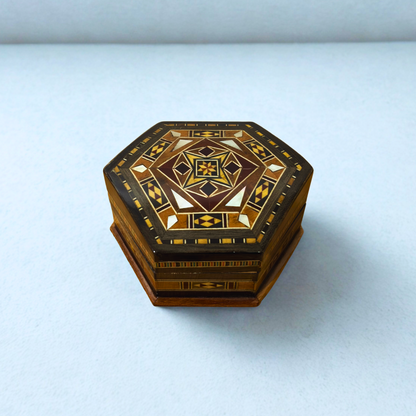 Handgefertigte Mosaik-Schatulle aus Damaskus – Holzkunst & Samt