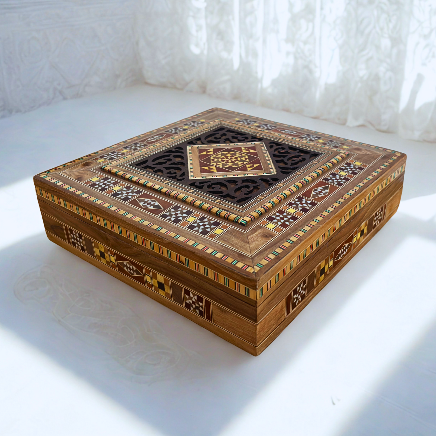 Damascene Mosaic Jewelry & Keepsake Chest – Velvet-Lined Elegance