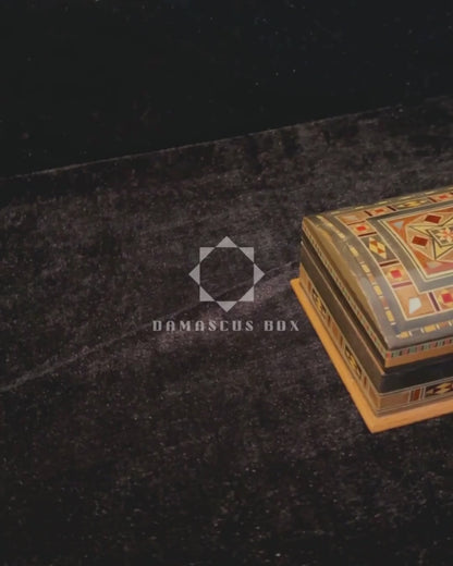 Handgefertigte Mosaik-Schatulle aus Damaskus – Holzkunst & Samt